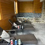 S Privatnim Wellness V Podkrkonosi Feriehus *
