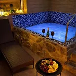 Feriehus S Privatnim Wellness V Podkrkonosi Nová Paka