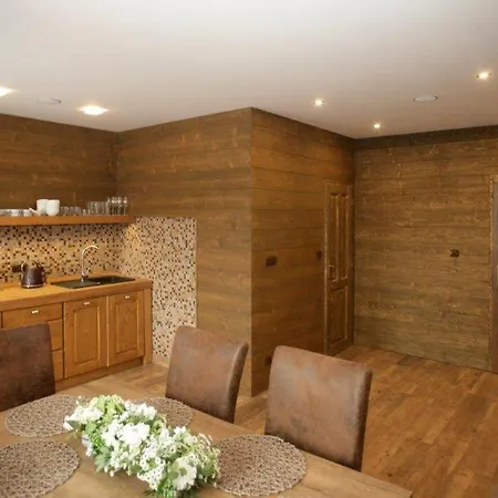 Stikov S Privatnim Wellness Se Vsim Vsudy * Nova Paka