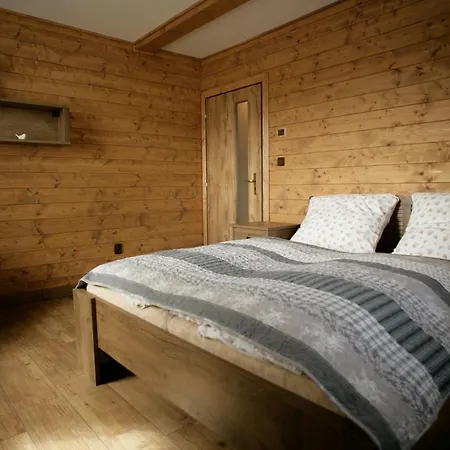 Ferienhaus S Privatnim Wellness V Podkrkonosi
