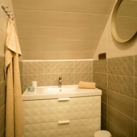 Ferienhaus S Privatnim Wellness V Podkrkonosi