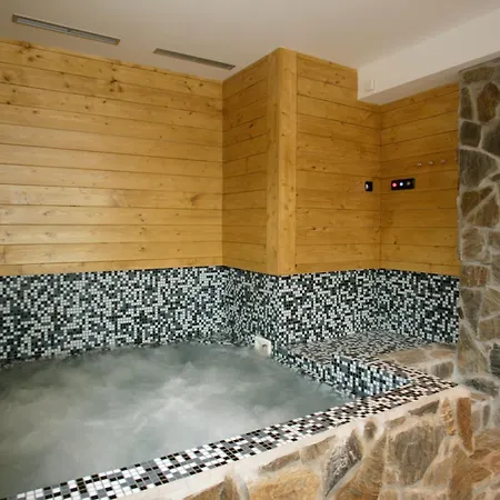 Stikov S Privatnim Wellness Se Vsim Vsudy Nova Paka