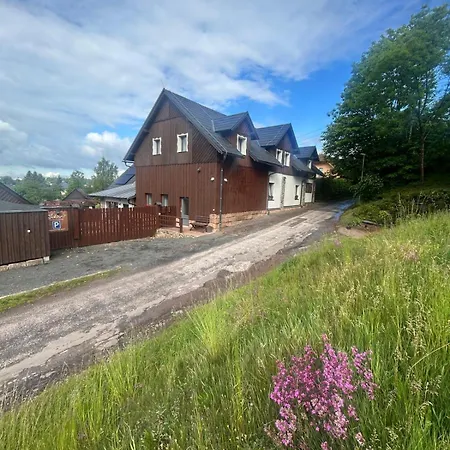 Ferienhaus S Privatnim Wellness V Podkrkonosi Nová Paka